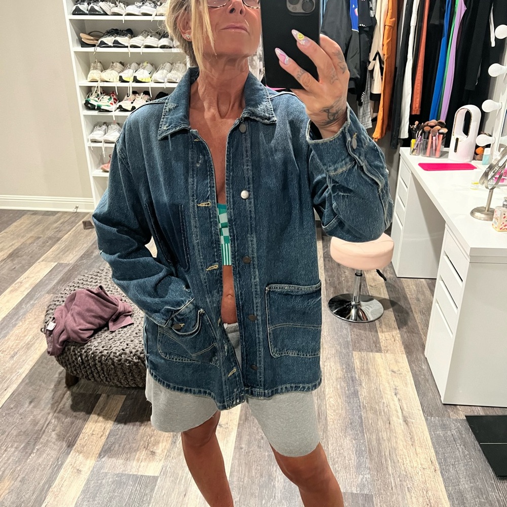 Zara distressed denim jacket size M